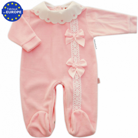 Pyjama bébé fille à collerette en velours rose avec dentelle et