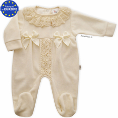 Pyjama dors bien bébé fille en velours crème et dentelle