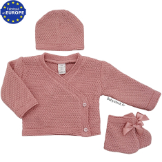 Ensemble brassière, bonnet + chaussons en maille rose thé