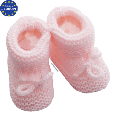 Chaussons b&eacute;b&eacute; naissance fille en maille rose layette