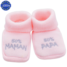 Chaussons b&eacute;b&eacute; fille en maille rose brod&eacute;e 50% Maman 50% Papa