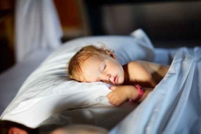 La Premiere Coupe De Cheveux De Bebe